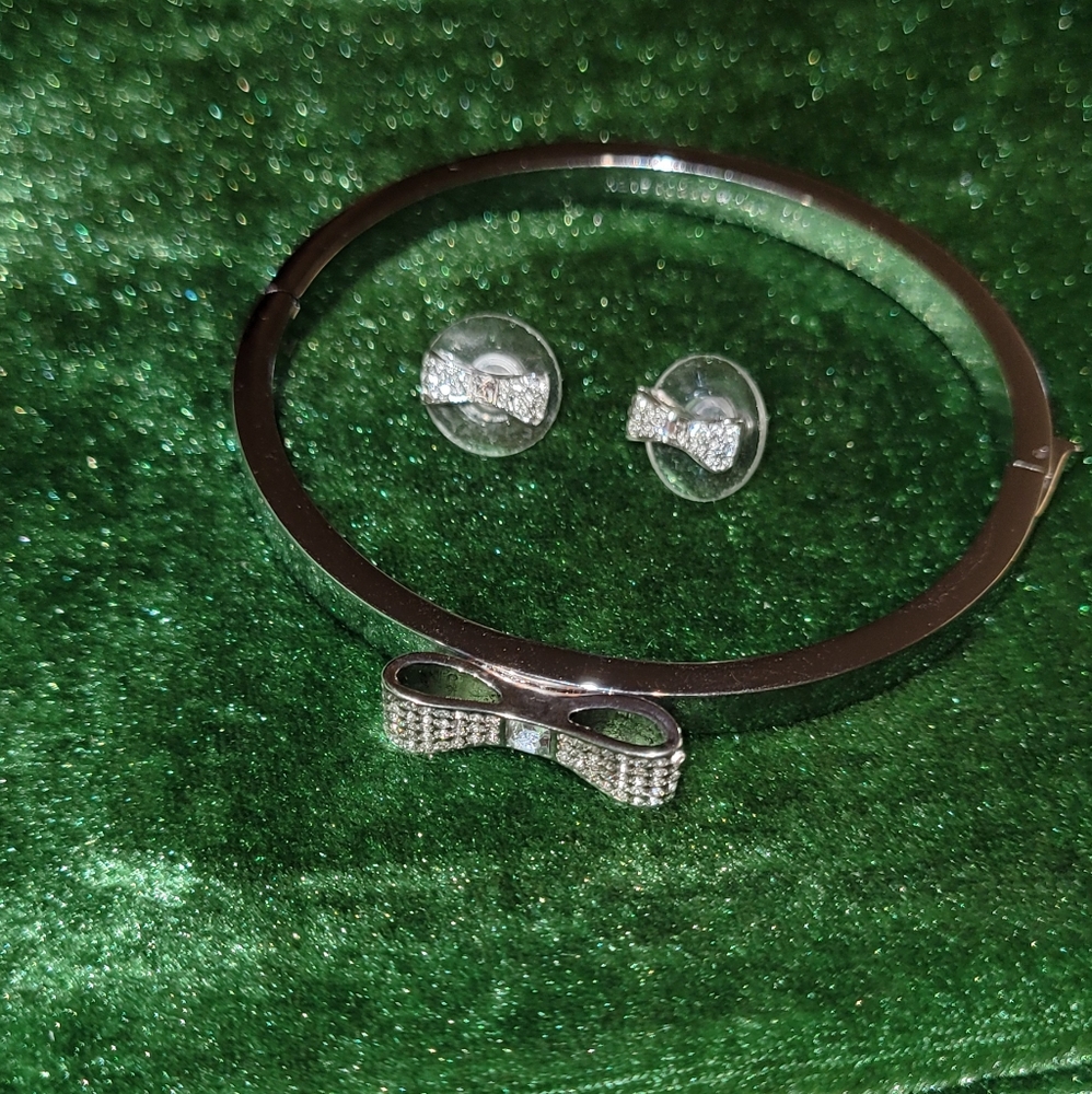 Kate spade ready set bow pave bangle and stud earrings